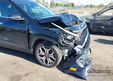 2023 Kia Seltos Sx Turbo from USA, damaged, VIN KNDETCA23P7356376